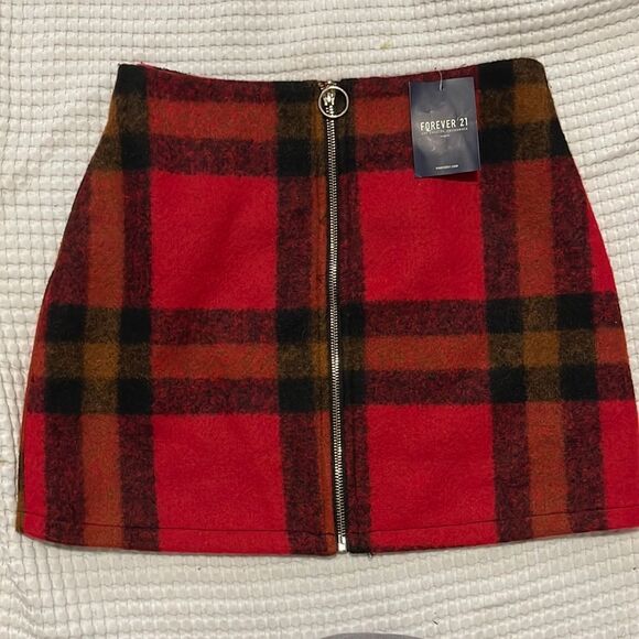 NWT- Forever 21 - S. Faux Wool Mini Skirt - Picture 1 of 10
